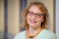 Headshot photo of Dr. Eva Goldfarb